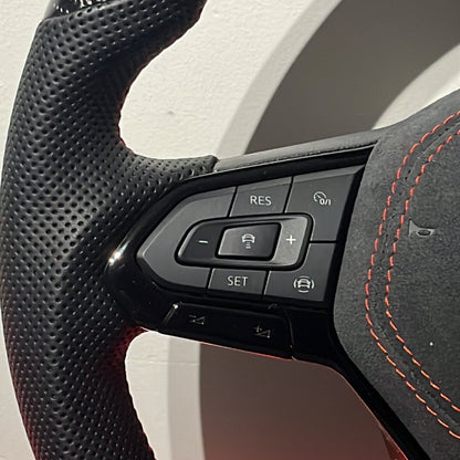 VOLANT CUSTOM - VW GOLF 8 GTI/R/GTE (2019-2025)