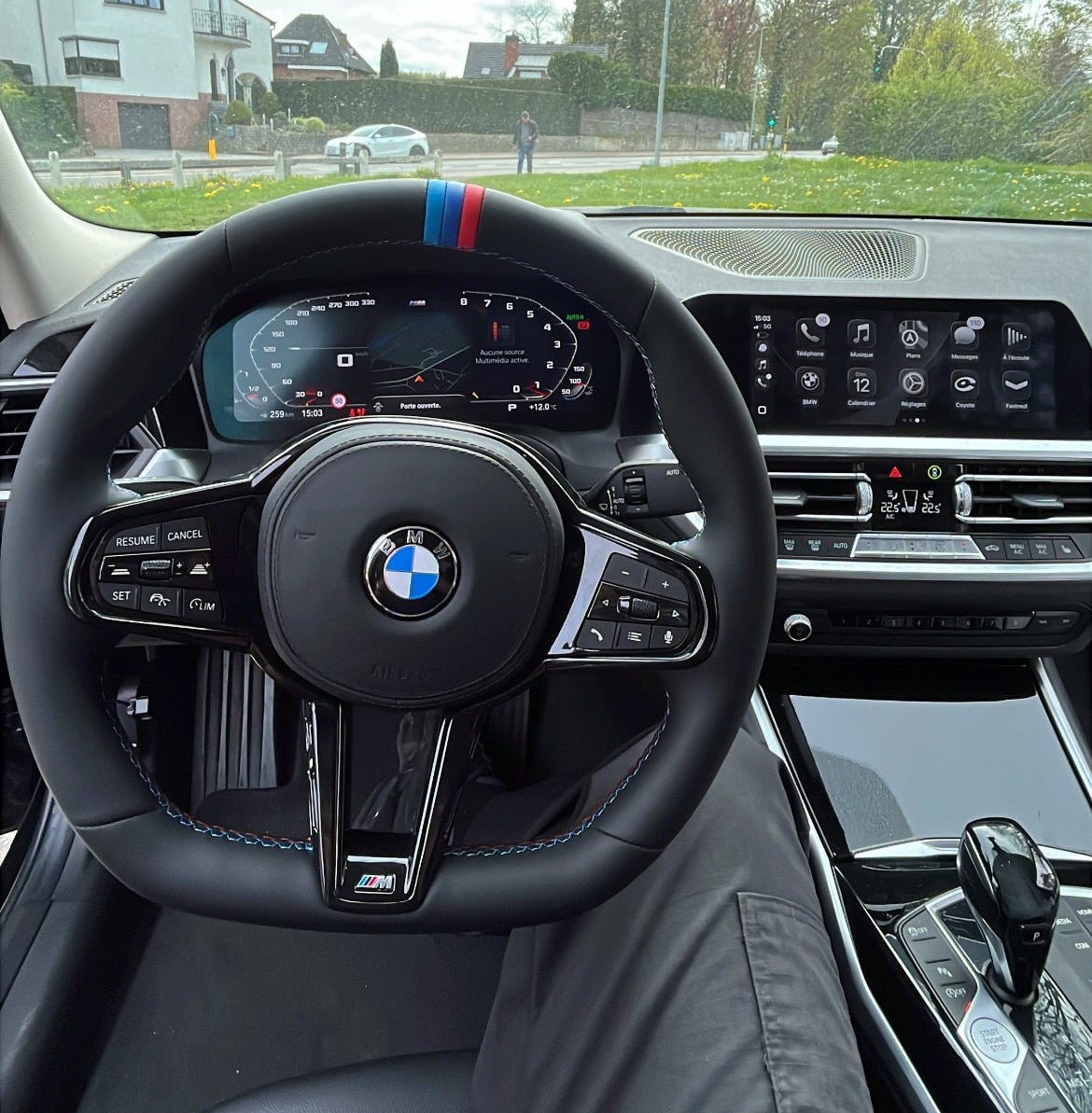VOLANT CUSTOM - BMW SÉRIE G FACELIFT (2024-2025)