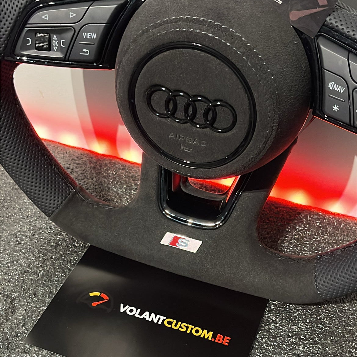 Volant Custom en Alcantara & Cuir Perforé - Audi A3/S3/RS3/8V/+