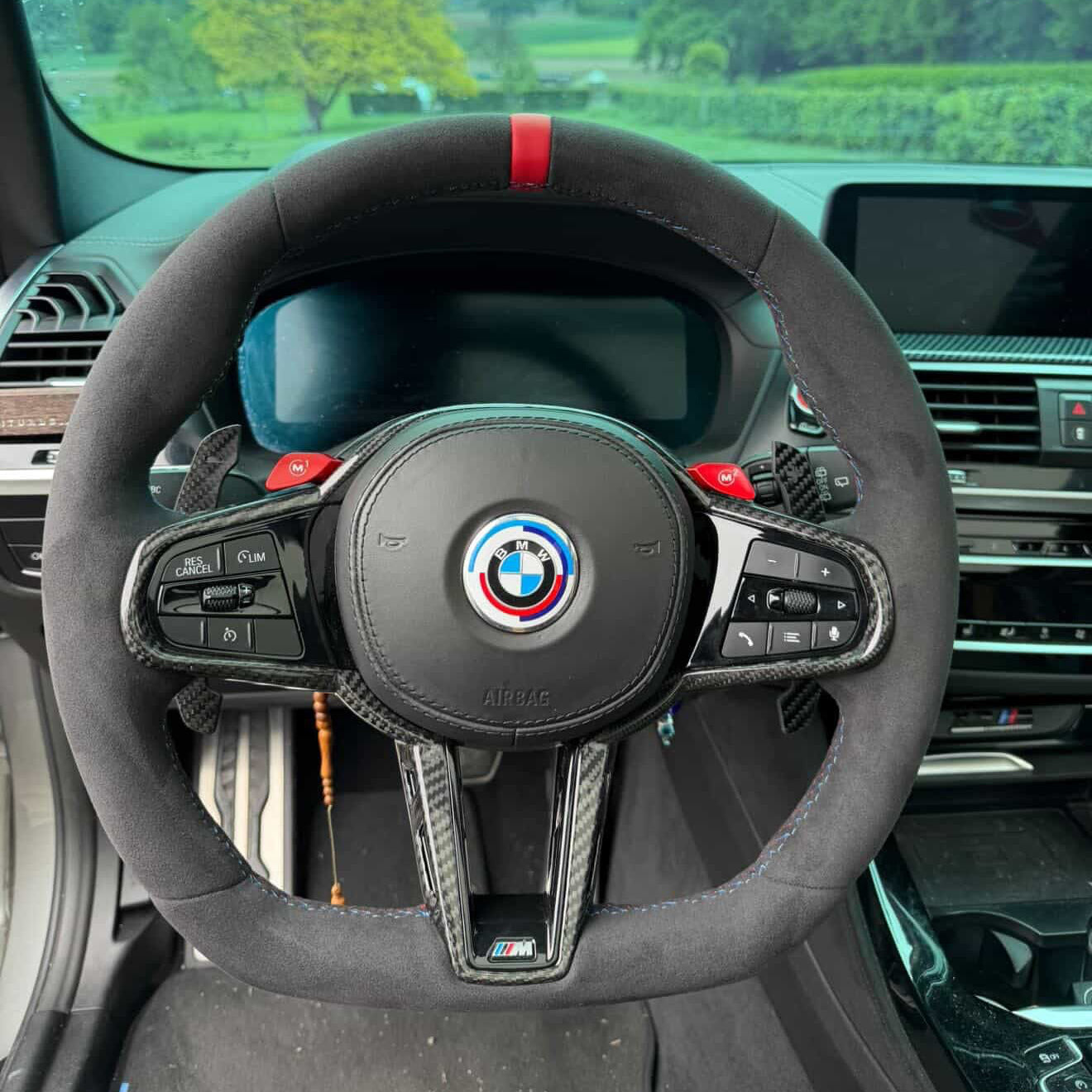 VOLANT CUSTOM - BMW SÉRIE G FACELIFT (2024-2025)