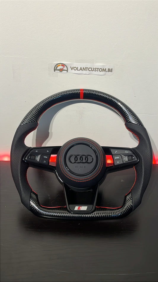 Volant Custom Carbone & Détails Rouges - Audi TT/R8/A7/+